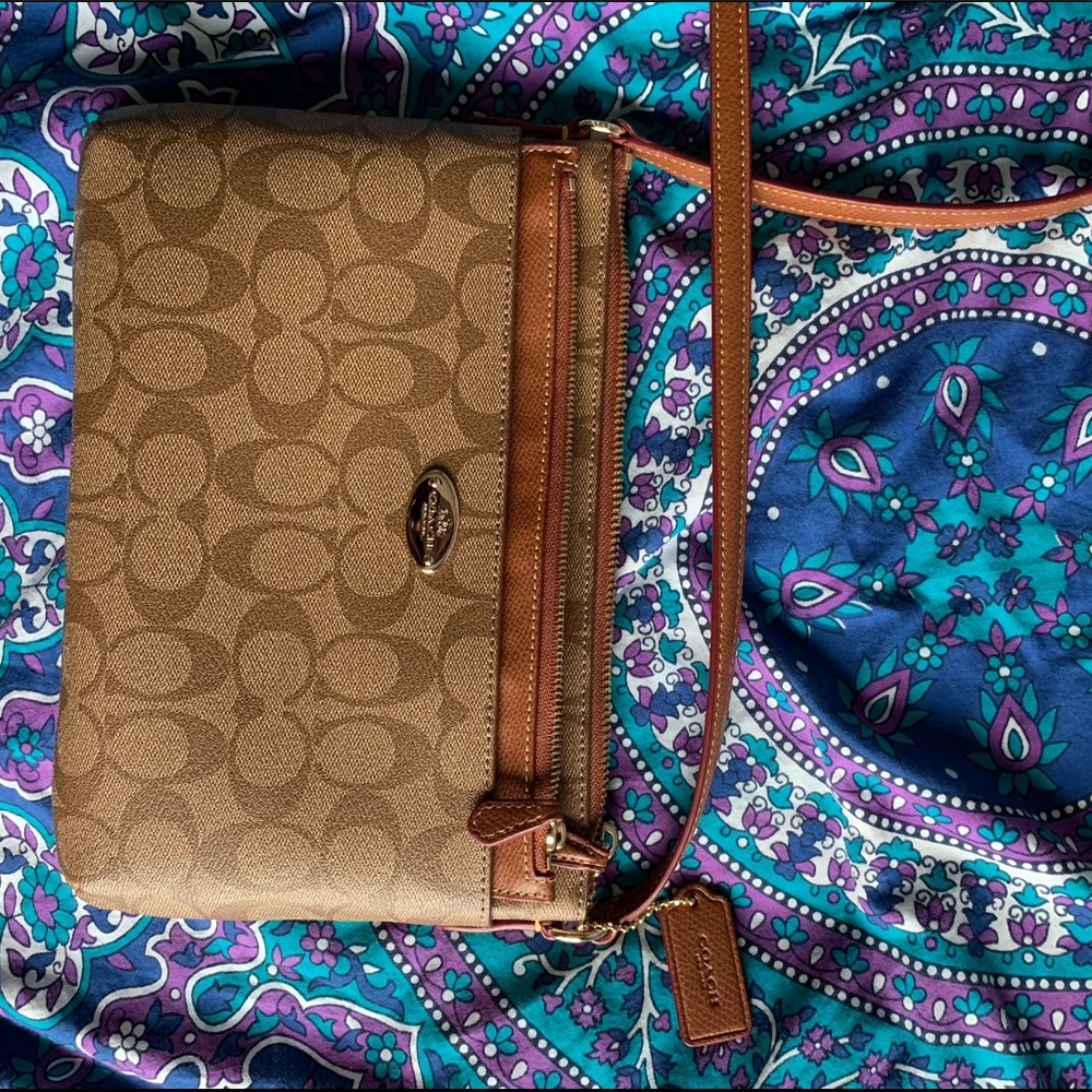 Coach purse.